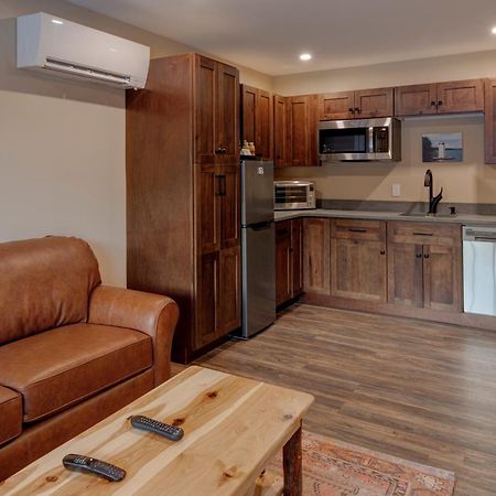 The Lodge By Sunapee Stays Bilik gambar