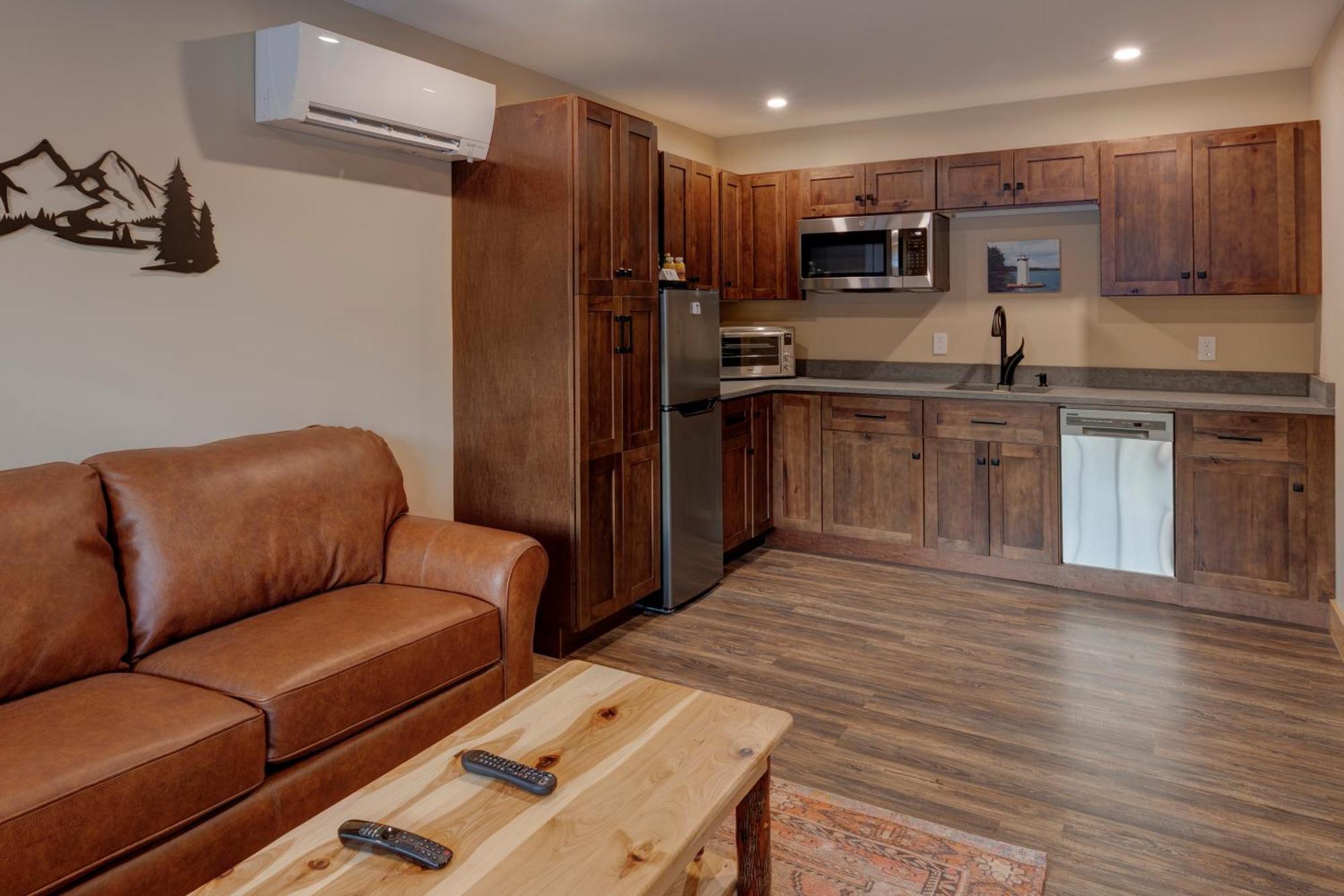 The Lodge By Sunapee Stays Bilik gambar